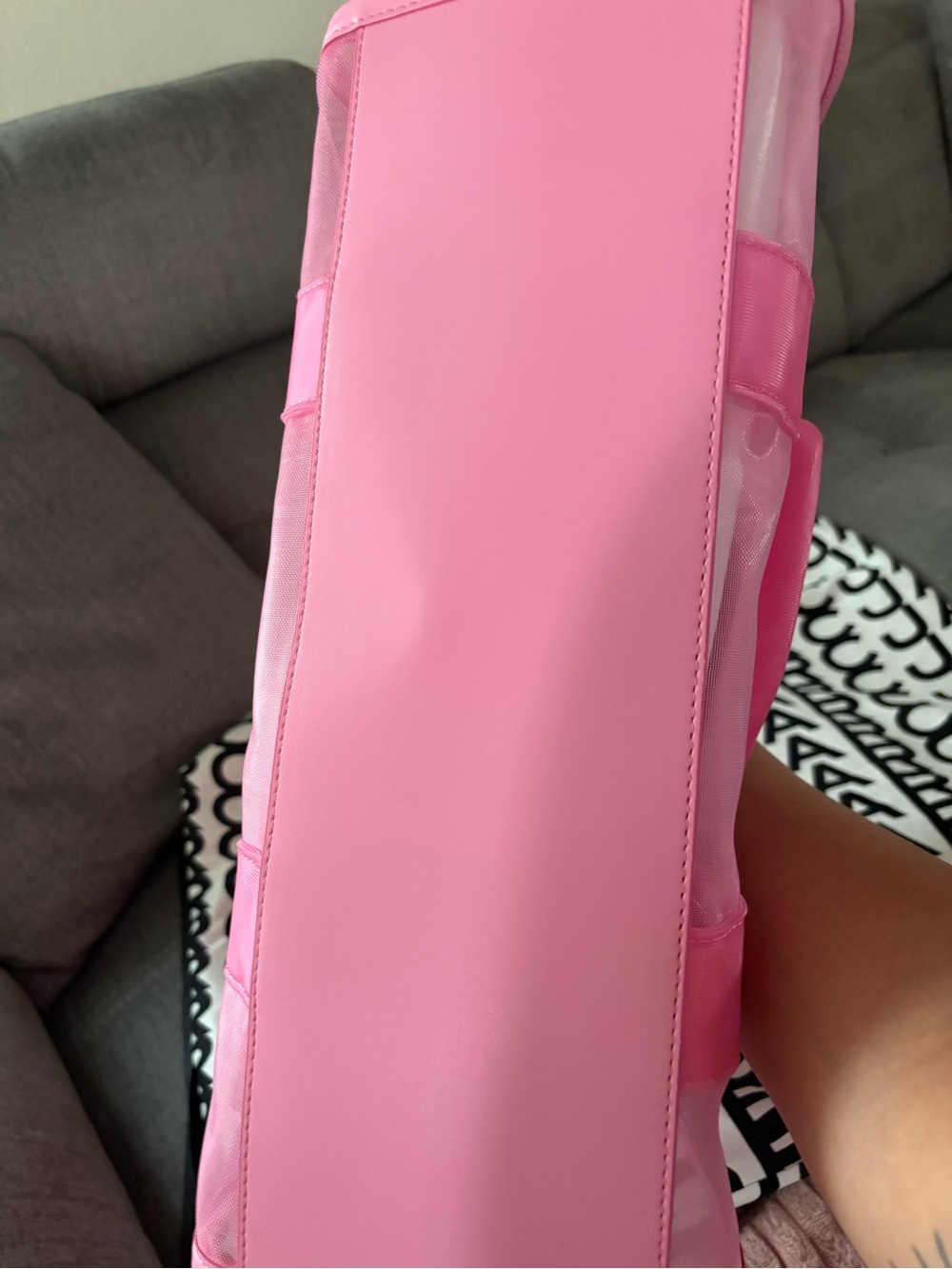 Marc Jacobs Neon Pink Mesh Tote with Logo (large size tote) - Picture 4 of 4